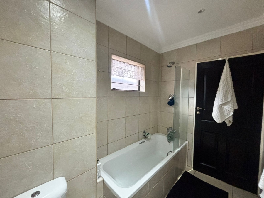 2 Bedroom Property for Sale in Die Bult North West